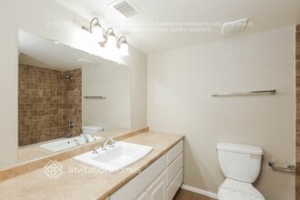 10902 W Montecito Ave in Phoenix, AZ - Building Photo - Building Photo