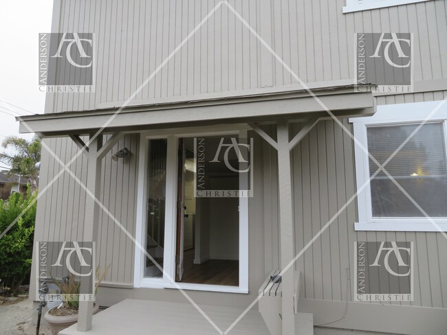 218 Mountain Way in Santa Cruz, CA - Building Photo - Building Photo