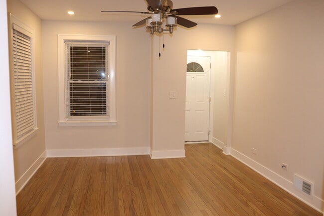 3418 N Nordica Ave in Chicago, IL - Building Photo - Building Photo