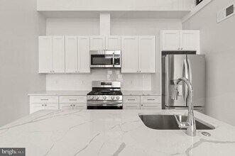 1100 Bladensburg Rd NE in Washington, DC - Building Photo - Building Photo