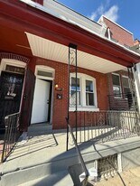 5664 Heiskell St in Philadelphia, PA - Building Photo