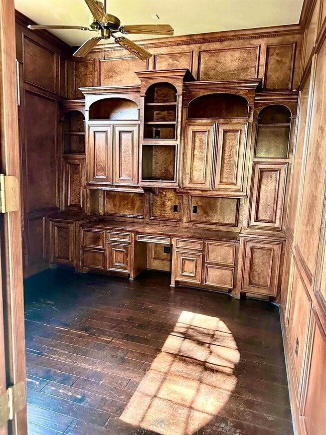 property at 38 Hillock Woods