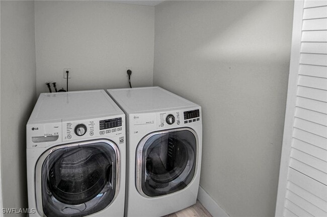 property at 11315 Summerwinds Ct