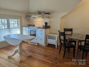 220 Melrose Cir in Tryon, NC - Building Photo - Building Photo