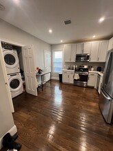 25 Pleasant St, Unit 2 in Boston, MA - Building Photo - Building Photo