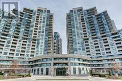 509-509 Beecroft Rd in Toronto, ON - Building Photo