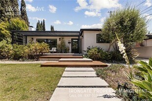 12668 Rose Ave in Los Angeles, CA - Building Photo
