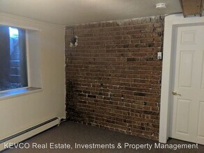 321 Edwards St in Fort Collins, CO - Building Photo - Building Photo