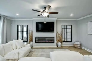 837 Elliston Dr in Gonzales, LA - Building Photo