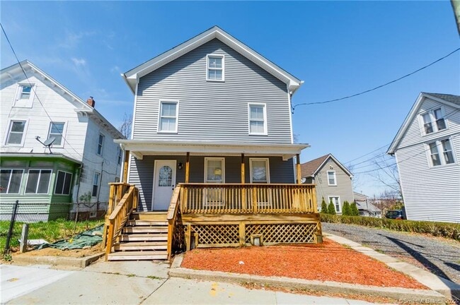 31 Willetts Ave in New London, CT - Building Photo - Building Photo