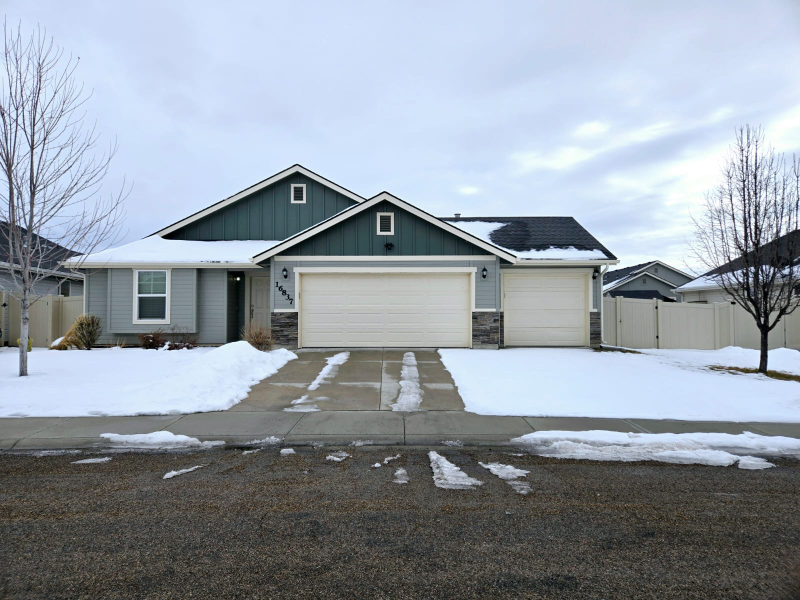 16837 N Breeds Hill Ave in Nampa, ID - Building Photo