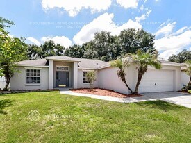 8109 Oakhurst Blvd in Lakeland, FL - Building Photo