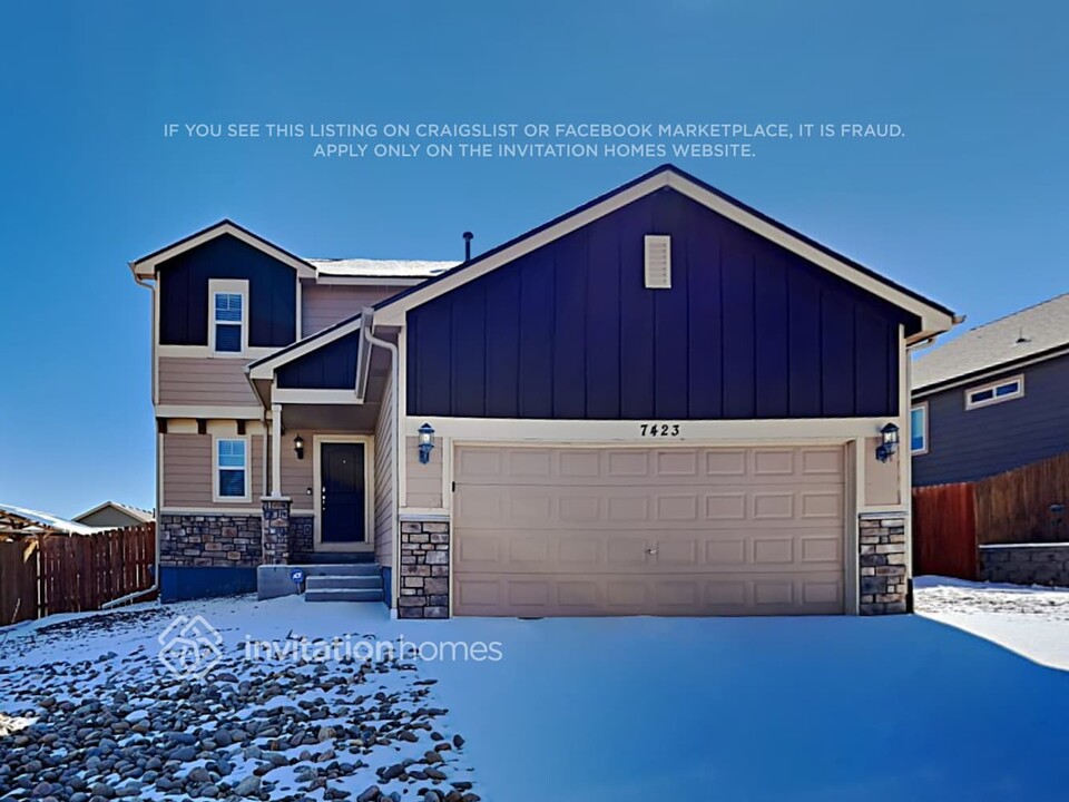 7423 Araia Dr in Fountain, CO - Building Photo