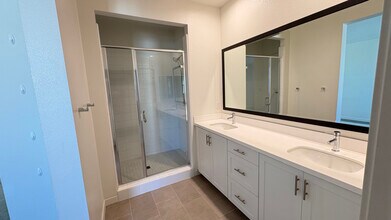 6066 Colt Pl in Carlsbad, CA - Building Photo - Building Photo