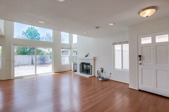 10556 Kemerton Rd in San Diego, CA - Building Photo - Building Photo