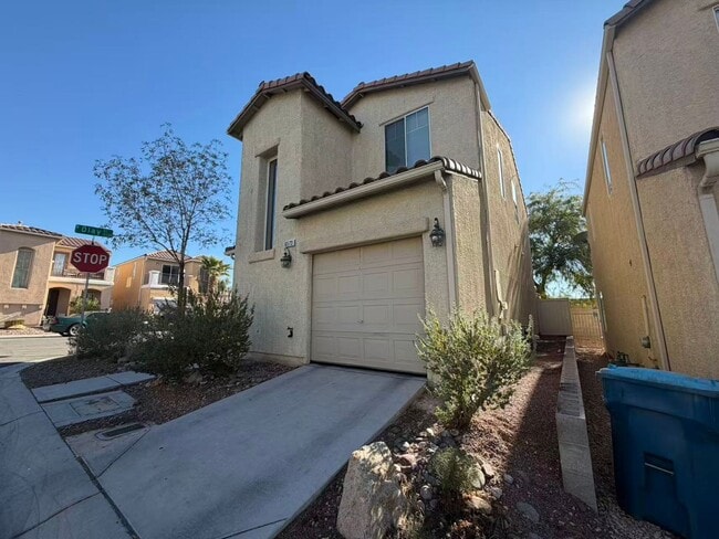 6573 E Coronado Canyon Ave in Las Vegas, NV - Building Photo - Building Photo