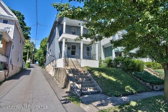 1515 Pine St in Scranton, PA - Building Photo - Building Photo