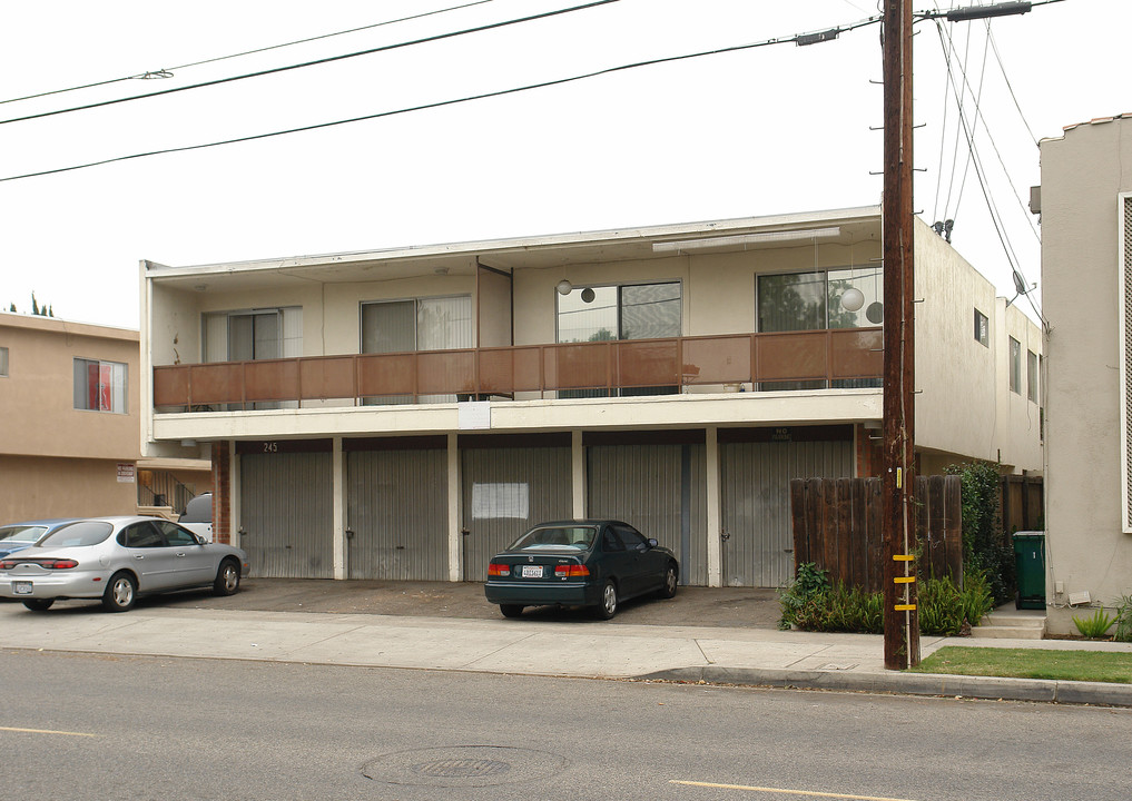 245 S Lemon St in Orange, CA - Building Photo