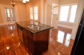 1602 Lee St in Houston, TX - Building Photo - Building Photo