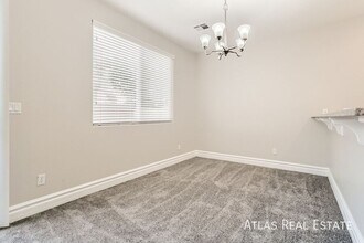 9698 Waukegan Ave in Las Vegas, NV - Building Photo - Building Photo