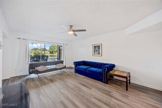 209 Bobolink Way in Naples, FL - Building Photo - Building Photo