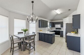338 Branson Rd in Roanoke, TX - Building Photo - Building Photo