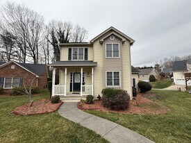 928 Heatherstone Dr in Winston-Salem, NC - Building Photo