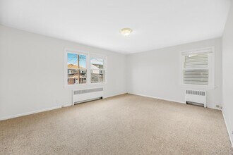 120 Woodside Ave-Unit -2 in Harrison, NY - Building Photo - Building Photo