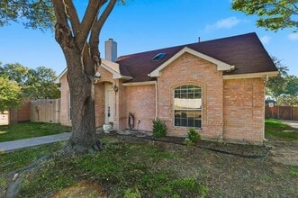 1400 St Gallen Ln in Lewisville, TX - Building Photo - Building Photo