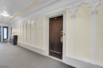 22 St Lukes Pl in Montclair, NJ - Foto de edificio - Building Photo