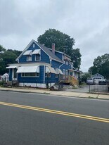 74 Carlisle St in Lowell, MA - Building Photo