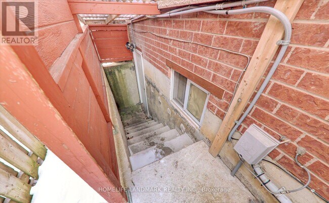 143 Mary Pearson Dr in Markham, ON - Building Photo - Building Photo
