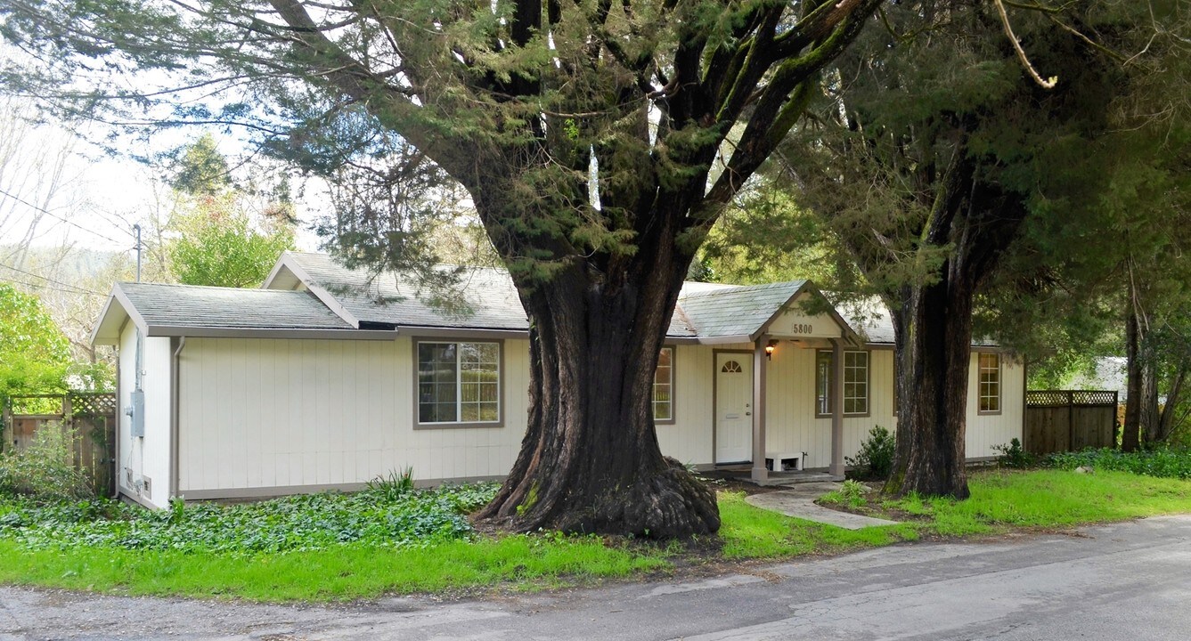 5800 Valley Dr in Felton, CA - Foto de edificio