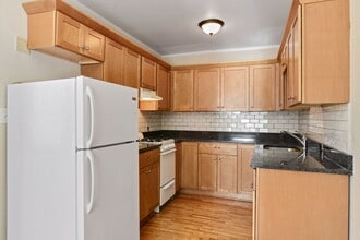 St. Clair in St. Paul, MN - Building Photo - Building Photo