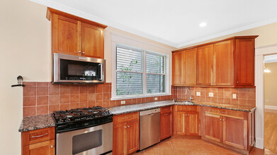 273 Mason Ter, Unit L in Brookline, MA - Building Photo - Building Photo