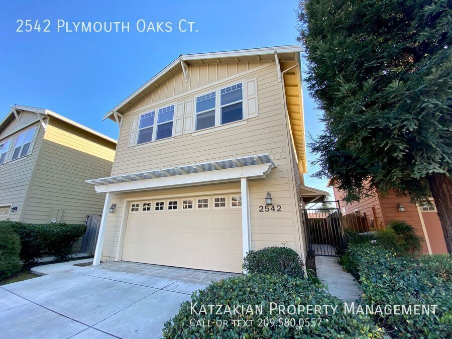 2542 Plymouth Oaks Ct in Stockton, CA - Building Photo