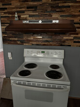 32 Hiawatha Rd in Boston, MA - Building Photo - Building Photo