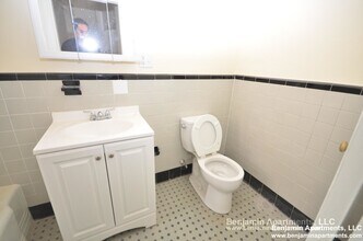 1493 Beacon St, Unit 32 in Brookline, MA - Building Photo - Building Photo