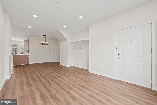 property at 22769 Fountain Grove Square