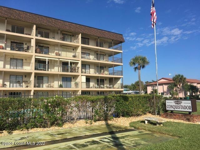 4105 Ocean Beach Blvd, Unit 325 in Cocoa Beach, FL - Building Photo