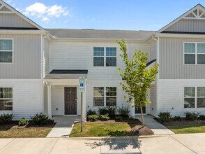 4109 Laurel Rdg Dr in Greenville, NC - Building Photo - Building Photo