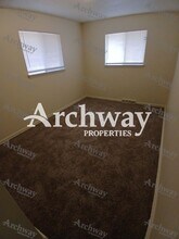 5634 Lathrop Ave in Kansas City, KS - Building Photo - Building Photo