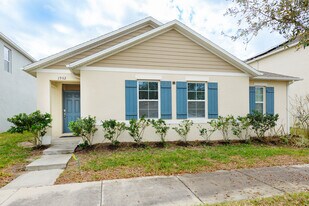 1932 Red Canyon Dr in Kissimmee, FL - Building Photo