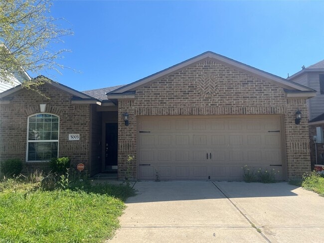 property at 5003 Arbury Hill Ln