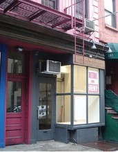 159 Prince St in New York, NY - Building Photo - Building Photo