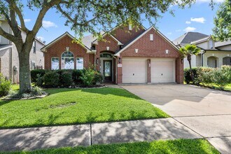 14214 Ayers Rock Rd in Sugar Land, TX - Building Photo - Building Photo
