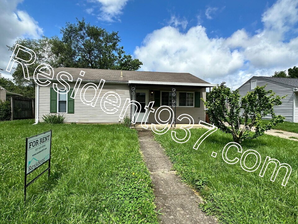 49 Rockland Dr in Fairborn, OH - Building Photo