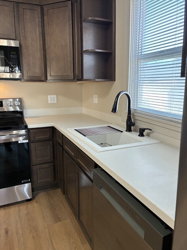 910 Conant Ave in Burley, ID - Building Photo - Building Photo