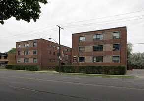 2844-2846 Bloor St W Apartments