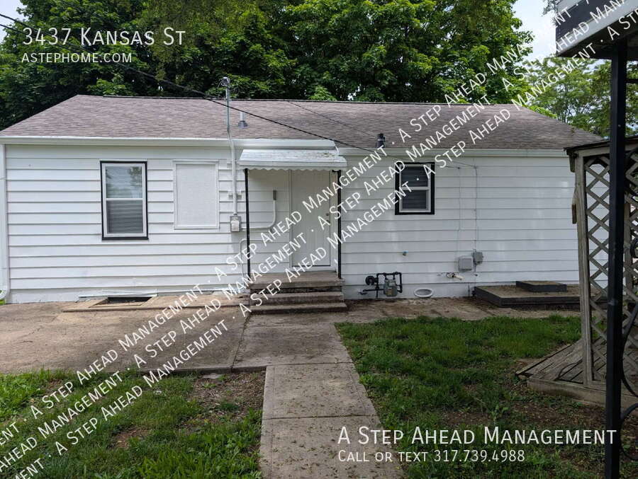 3437 Kansas St in Indianapolis, IN - Building Photo